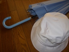 傘と帽子.JPG